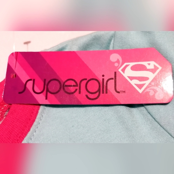 🔥SALE🔥Supergirl DC Comics 2pc Girl's Pajamas Pajama Set NWT Sizes 0-3M & 6-12M - Picture 7 of 9